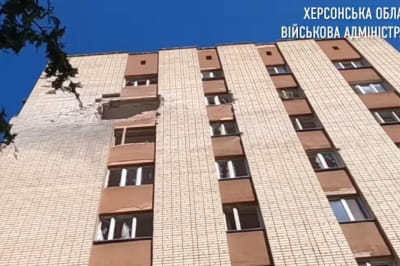 рашисти обстріляли лікарню в Херсоні