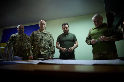 Олександр Комаренко, Олександр Сирський, Володимир Зеленський і Олександр Тарнавський