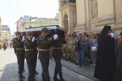 Прощання з військовими у Львові