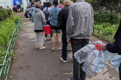 Черга за водою в Нікополі