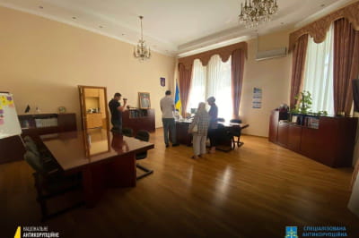 У голови Державної судової адміністрації обшуки через хабар