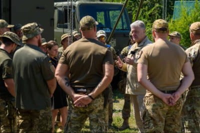 Петро Порошенко і українські захисники