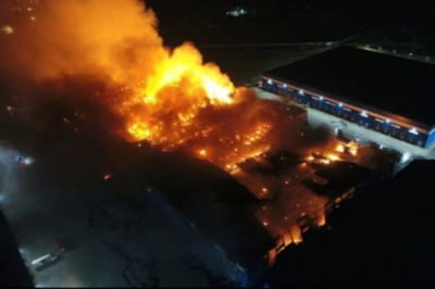 В Домодедово под москвой – взрывы и пожар