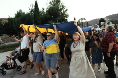 у Тбілісі розгорнули 32-метровий прапор України