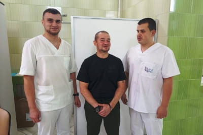 Медики и пациент