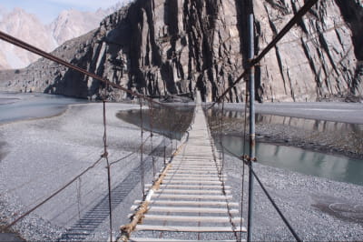 Підвісний міст Хуссаїні