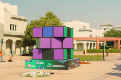 Найбільший у світі кубик Рубіка 