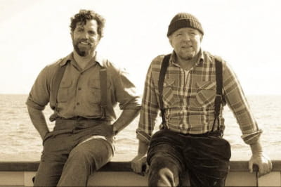 Генри Кавилл и Гай Ричи на съемках фильма "Министерство неджентльменской войны"