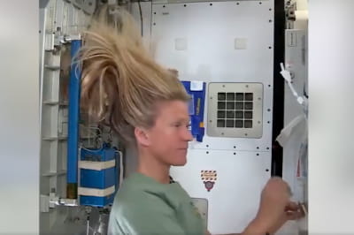 Как автронавты моют волосы в космосе