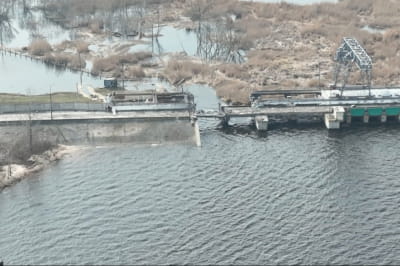Дамба в Козаровичах