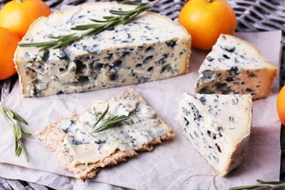 твердий сир, пліснява