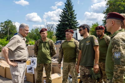 Петро Порошенко і українські захисники