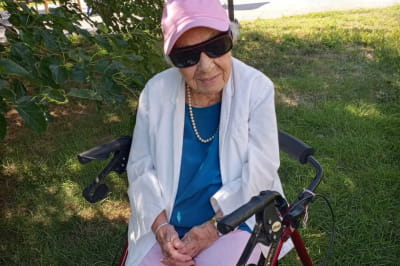 Луїза Джин Синьор