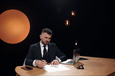 Женя Янович