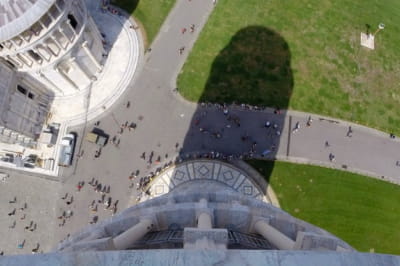 Вид с вершины Пизанской башни, Италия.