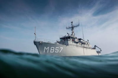 Тральщик Zr. Ms. Makkum Королевского ВМФ Нидерландов