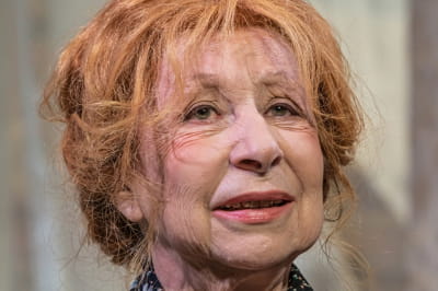 Лия Ахеджакова