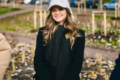 Співачка SOWA 