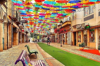 Улица Амбрелла в Агеде, Португалия