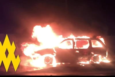 Горить авто окупантів