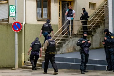 Обшуки у ватажків