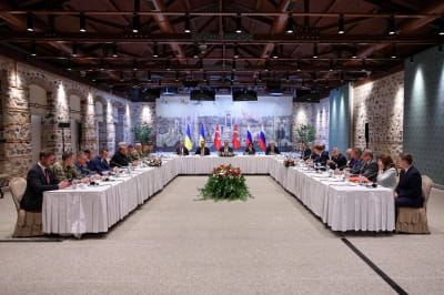 Українська і російська делегації в Туреччині 