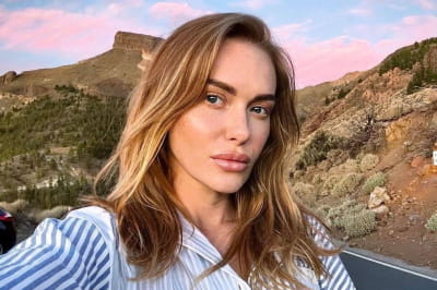 Слава Камінська