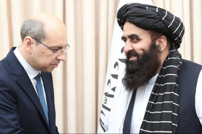 росія визнала уряд Талібану