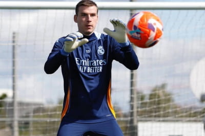 Голкіпер Андрій Лунін