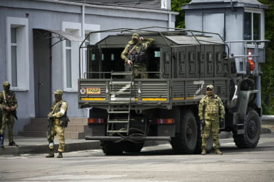 В Мариуполь и Бердянск свозят трупы русских солдат