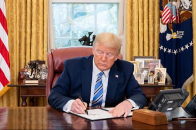 Трамп позвонил по телефону Орбану