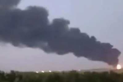 палаюча НПЗ