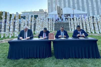 Підписання Декларації про захист гуманітарного персоналу