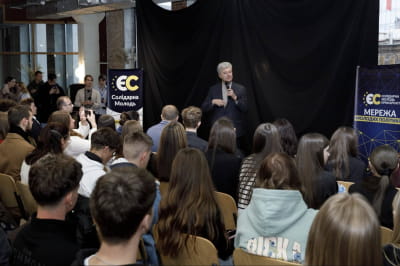 Порошенко встретился со студентами