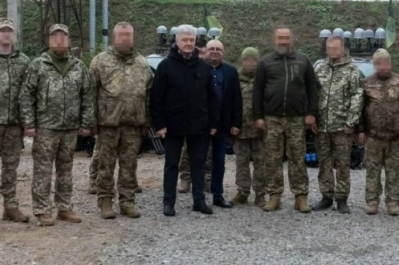 Петр Порошенко передал еще олную партию "Ай-Петри" защитникам неба