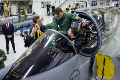 Зеленський у літаку Gripen під час візиту до Швеції