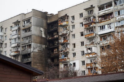Калашник ознайомився з наслідками ворожого удару у Вишгороді