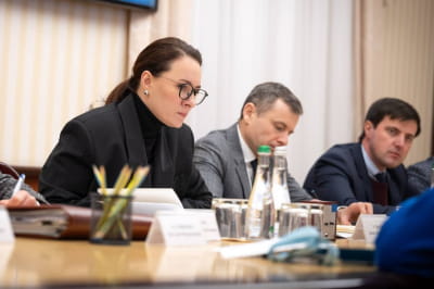 Правительство разворачивает мобильные кухни для поддержки людей