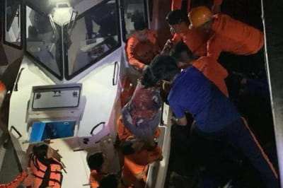 Врятовані люди з порома