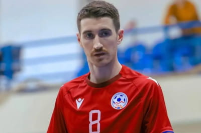 Денис Нєвєдров 