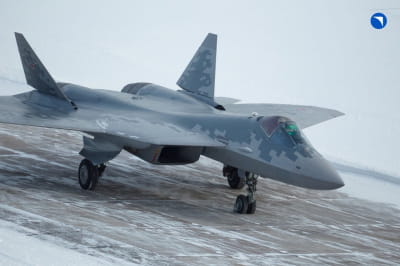В россии продемонстрировали истребители Су-57