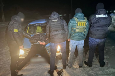 На Одещині переправника спіймали просто під час "рейсу" 