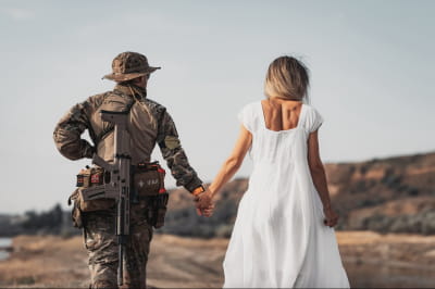 військові, подарунки