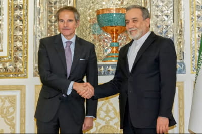 Рафаель Гроссі та Аббас Арагчі