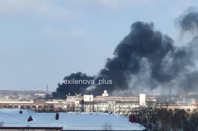 На территории России горит завод