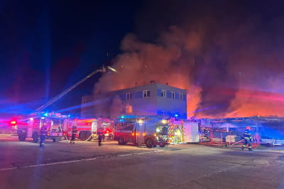 Пожежа на оборонному заводі у Чехії 