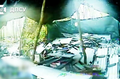 Уразили ворожий польовий склад дронів