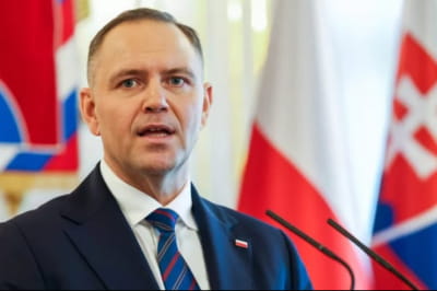 Навроцького розкритикували за дружбу з Орбаном