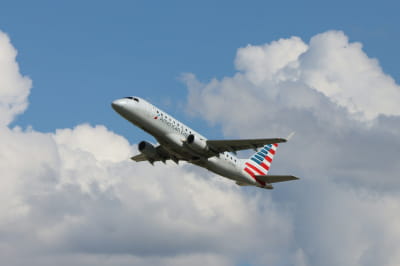 Літак American Airlines 