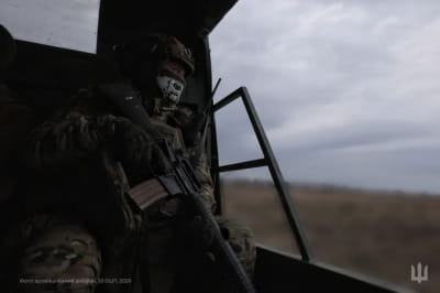 Украинский военнослужащий на фронте